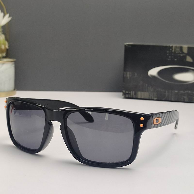 Oakley Glasses (376)